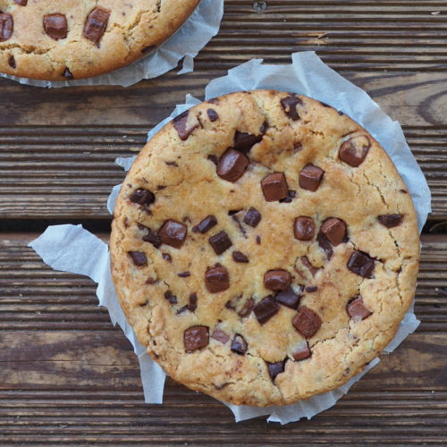 Cookie géant au chocolat facile : découvrez les recettes de
